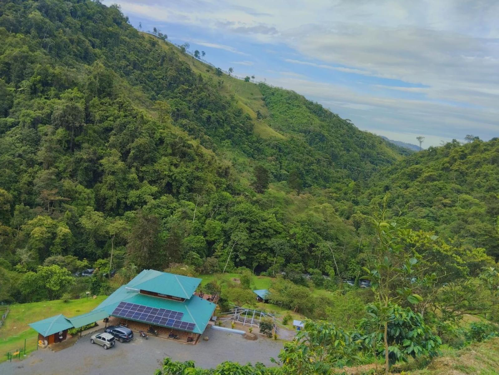 Hotel Rivel - Restaurant & Nature Retreat Turrialba Dış mekan fotoğraf