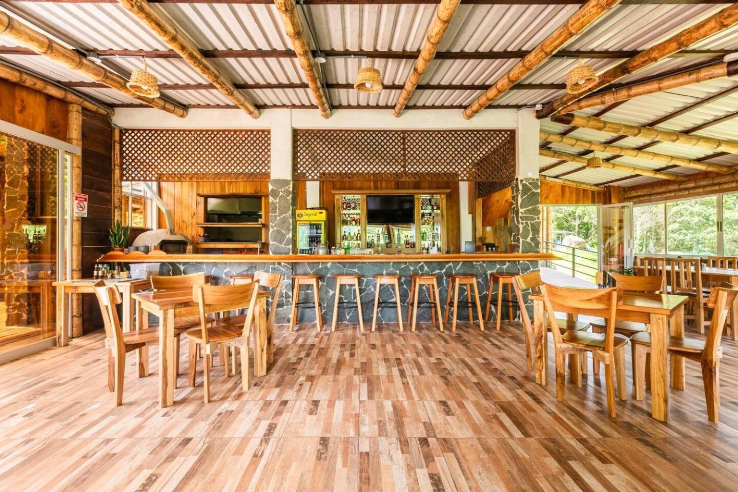 Hotel Rivel - Restaurant & Nature Retreat Turrialba Dış mekan fotoğraf