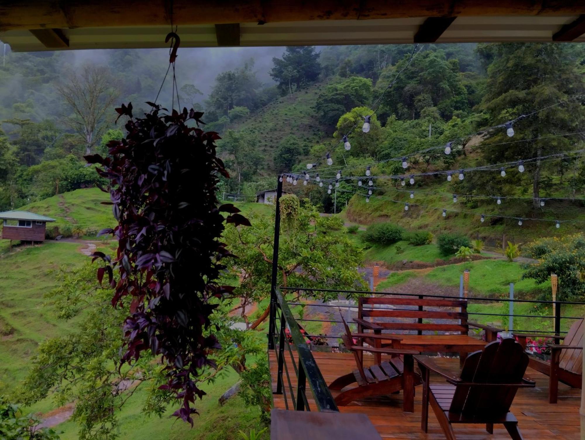 Hotel Rivel - Restaurant & Nature Retreat Turrialba Dış mekan fotoğraf